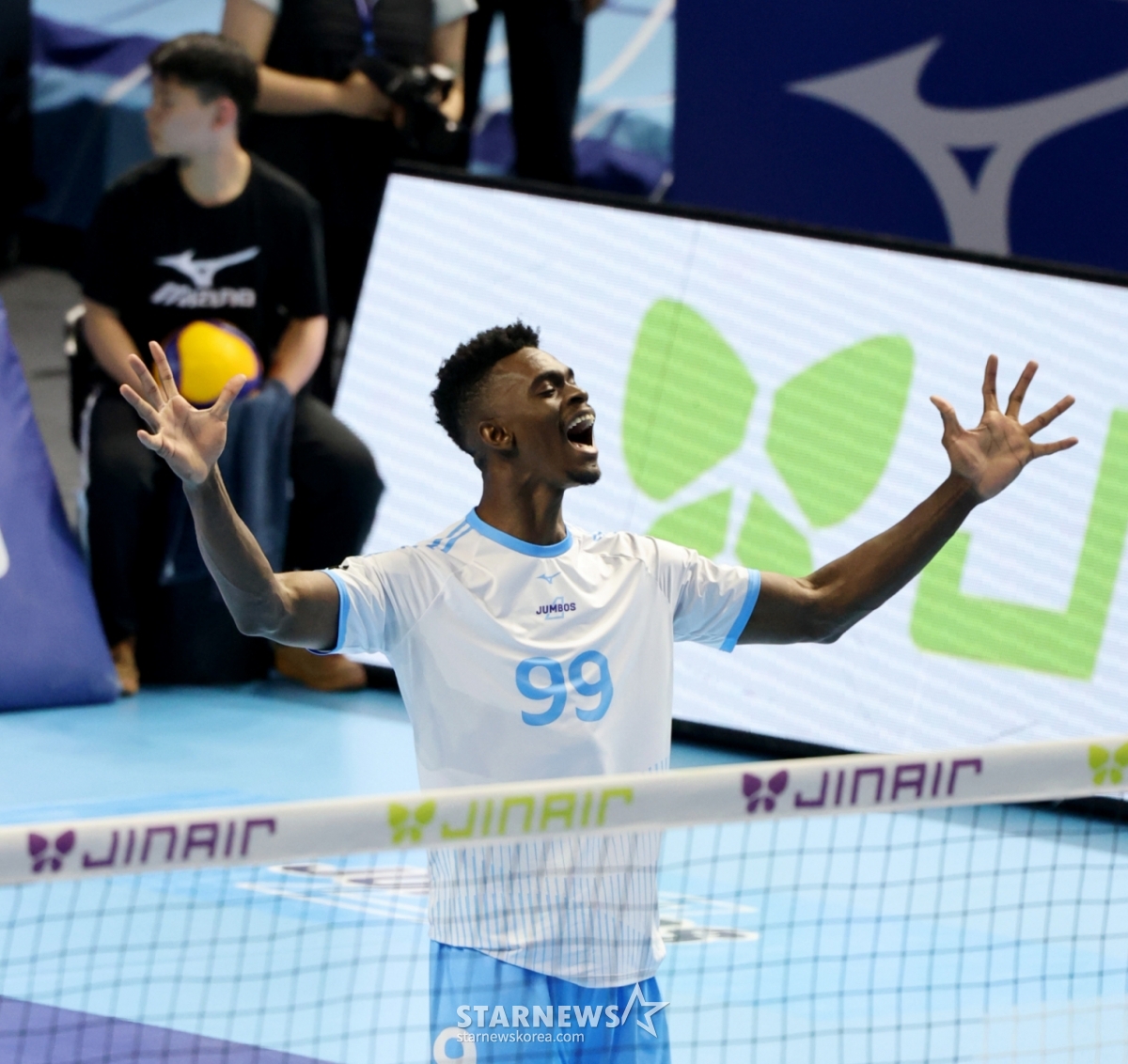 Korean Air Masso рада, что 10-го числа на стадионе Gyeyang в Инчхоне зарегистрировала Sub Ace в 5-м матче между Korean Air и Hyundai Capital за чемпионский титул сезона 2025-2026 V. /Фото = Интенсивный акцент cameratalks@