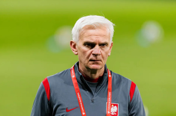 It's a check mask. /Photo = The Sun Source