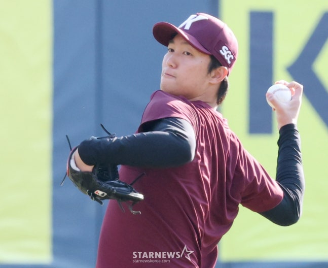 訓練しているアン·ウジン。 /写真=キム·ジンギョン待機者