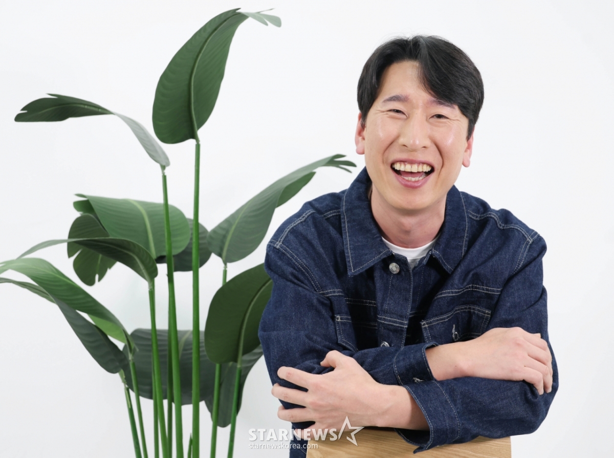 2026.04.08 Интервью комика Ян Сан Гука / Фото= Ли Дон Хун