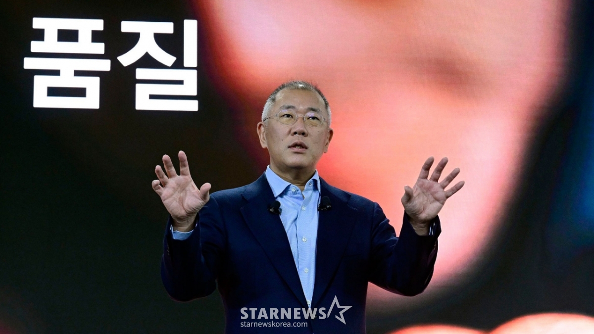 Chairman Chung Eui-sun/photo courtesy of Hyundai Motor Group =