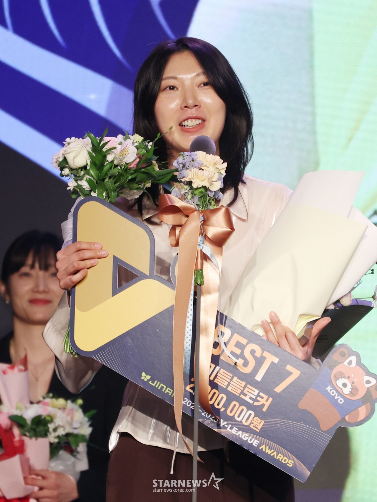 [포토] 베스트7 양효진 '연경언니와 약속 지켰다'