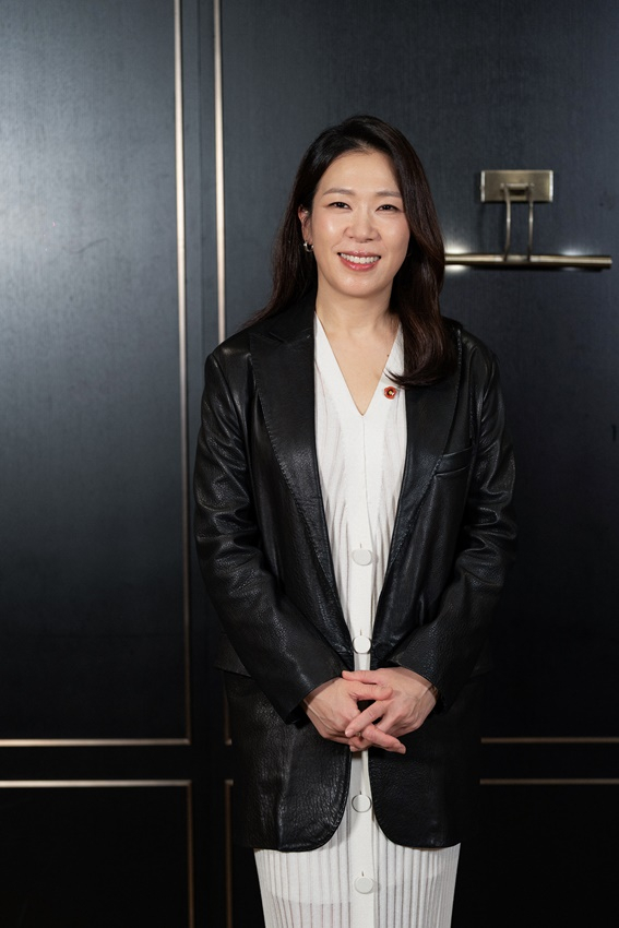 俳優 ヨム·ヘラン 