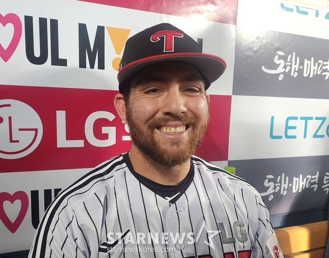 오스틴, 홈런치고도 극찬 남겼다! "롯데 박정민, 매우 유망한 투수→무조건 성공한다"