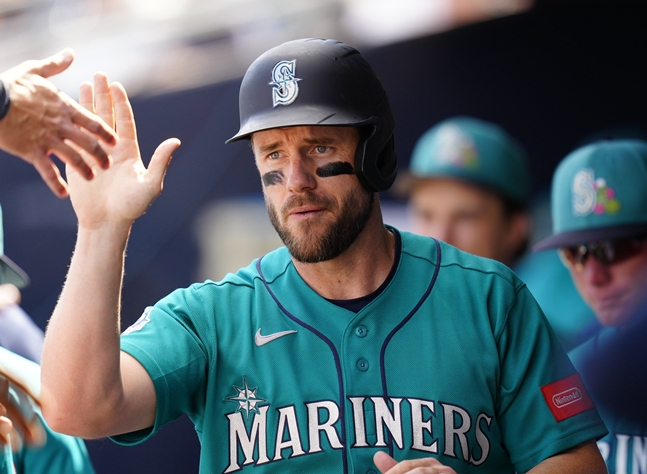 [오피셜] '마이너 폭격' KIA 퇴출 외인, 전격 콜업! 15경기 9홈런 괴력 인정 받아→韓계 외야수 출산휴가 공백 메운다