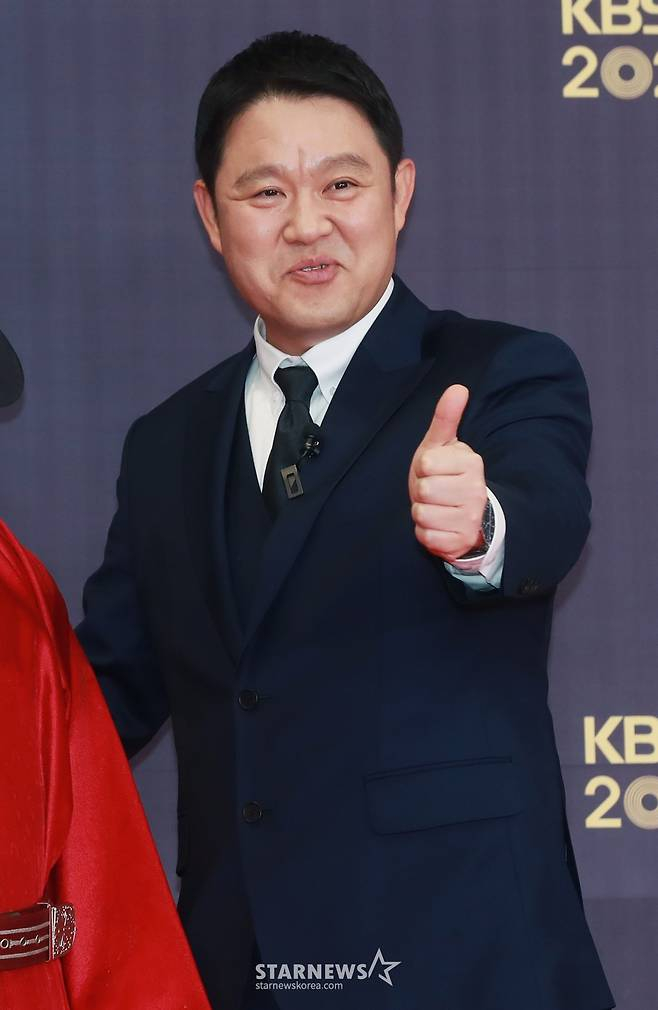 Kim Gura / Ảnh = Star News