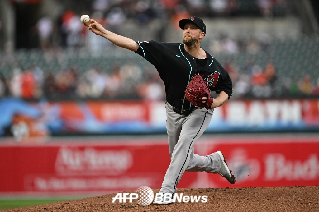 Merrill Kelly is pitching hard against the Baltimore Orioles on the 15th (Korea time). /AFPBBNews=News1