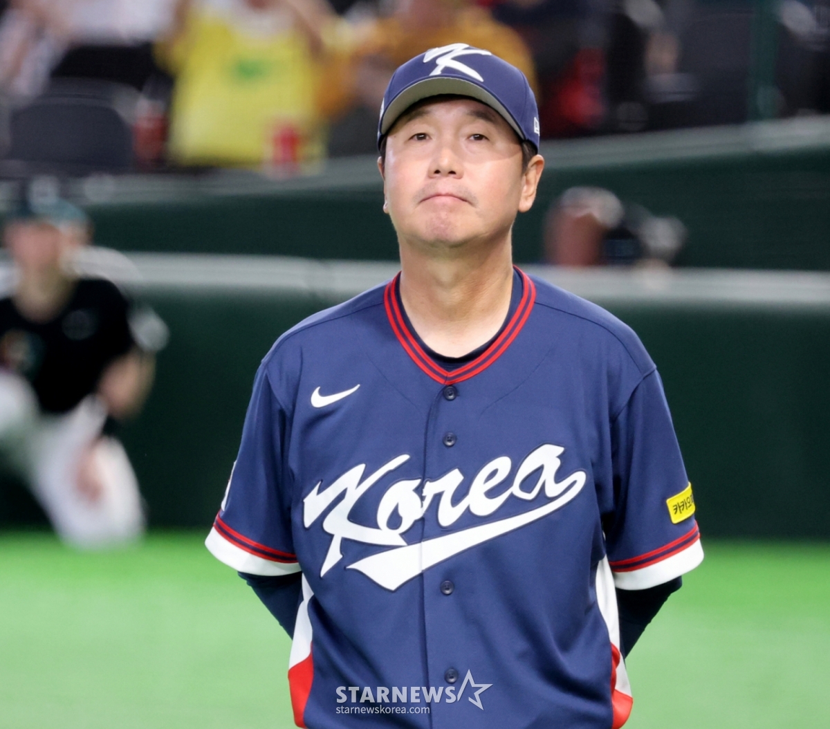野球代表チームのリュ·ジヒョン監督が先月9日、東京ドームで開かれた2026WBC東京POOL大韓民国と豪州の試合でオープニングセレモニーに参加している。 2026.03.08./写真=カン·ヨンジョ先任記者