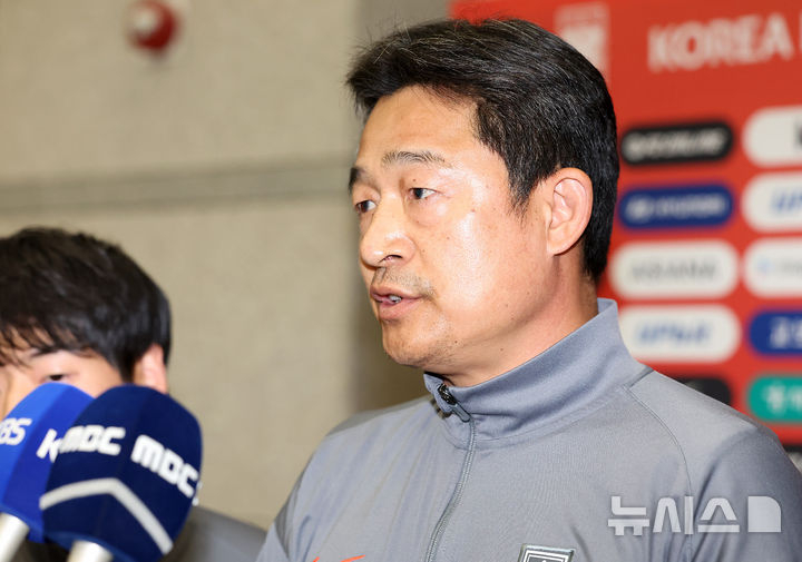 Huấn luyện viên đội tuyển U-23 Hàn Quốc Lee Min-sung. /Ảnh = Newsis