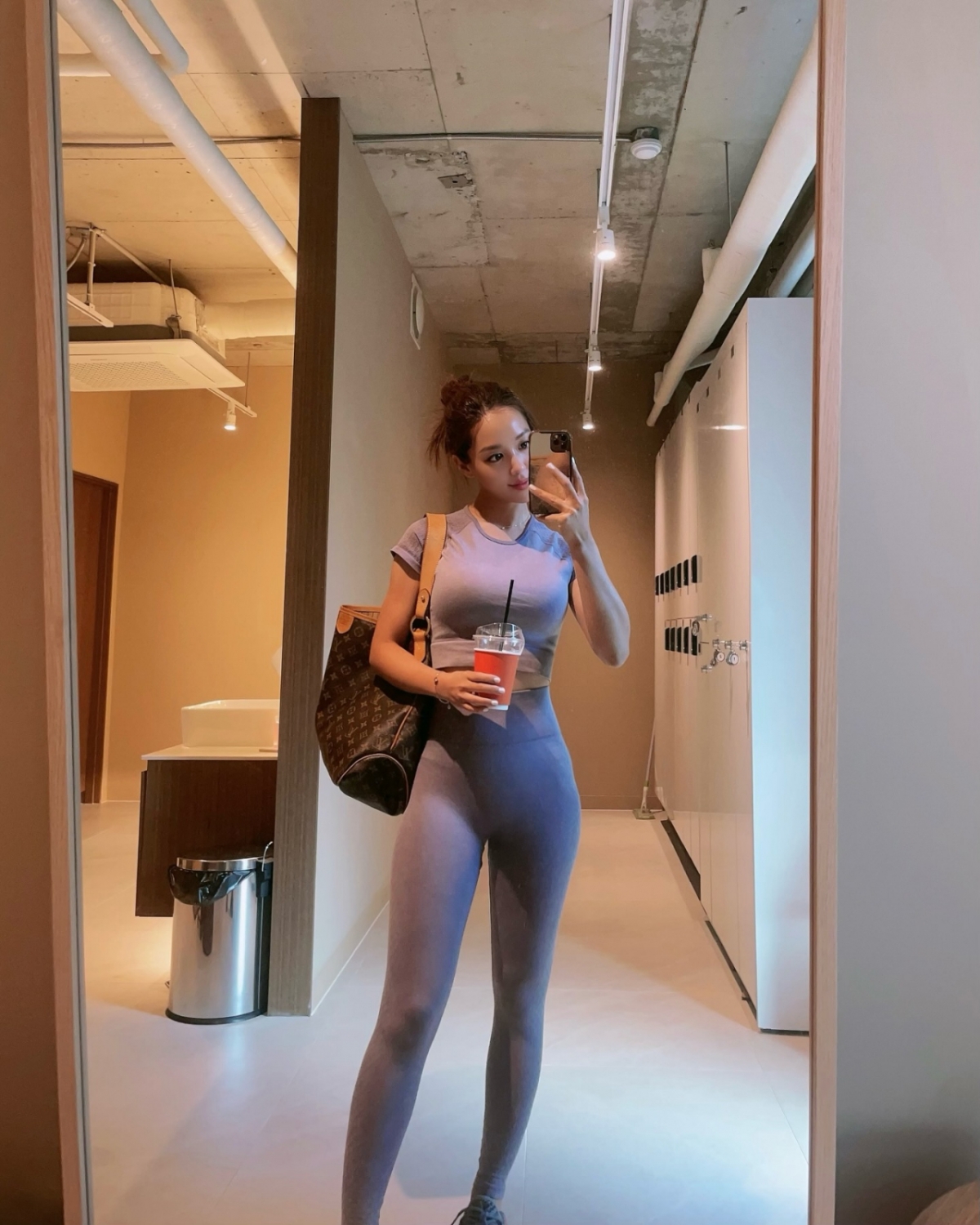 =照片=金姬廷SNS。