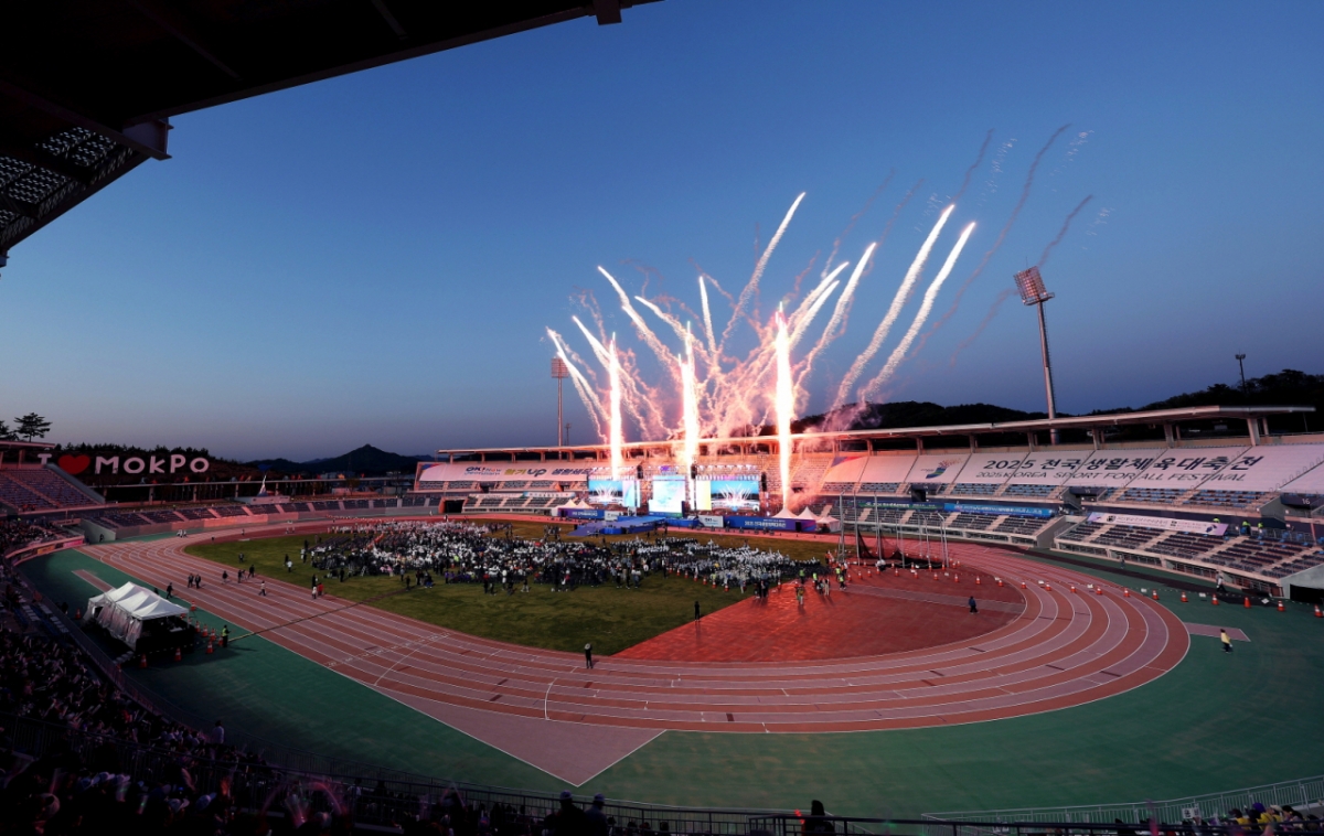 Scene from the opening ceremony of the 2025 National Life Sports Festival. /Photo=Provided by the Korean Sports Council