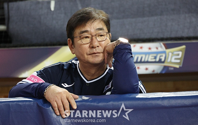 Cựu huấn luyện viên đội bóng chày quốc gia Ryu Joong Il. /Ảnh = Người chờ đợi Kim Jin Kyung