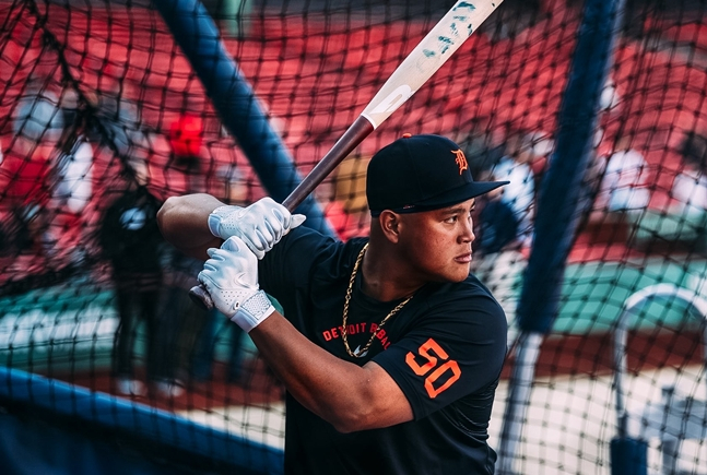  Ri Hao Yu đang huấn luyện đánh bóng trước trận đấu vào ngày 18. /Ảnh = SNS chính thức của Detroit Tigers