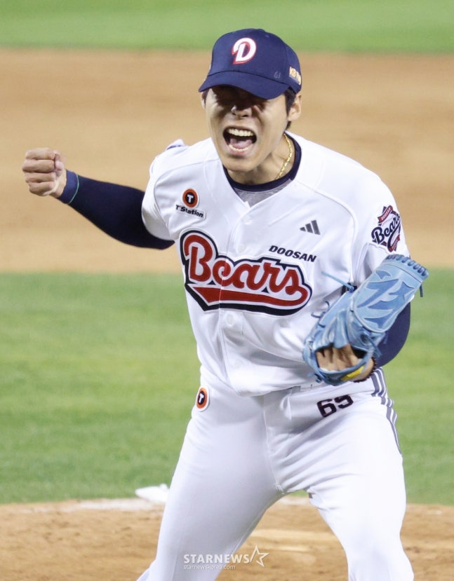 '39년만' 역사 초대박 사나이→마침내 감격의 데뷔 첫 승! 무사 만루 위기 대탈출 "이게 되네, 격한 포효 세리머니 이유는..."