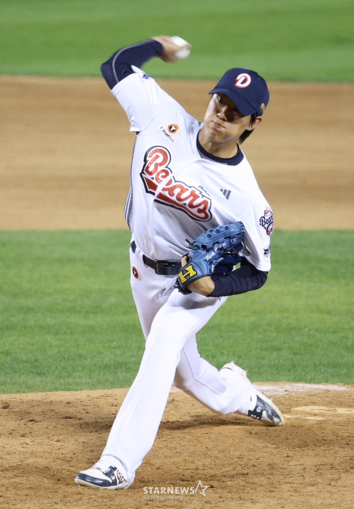 [포토] 박신지 '1이닝 막아보자'