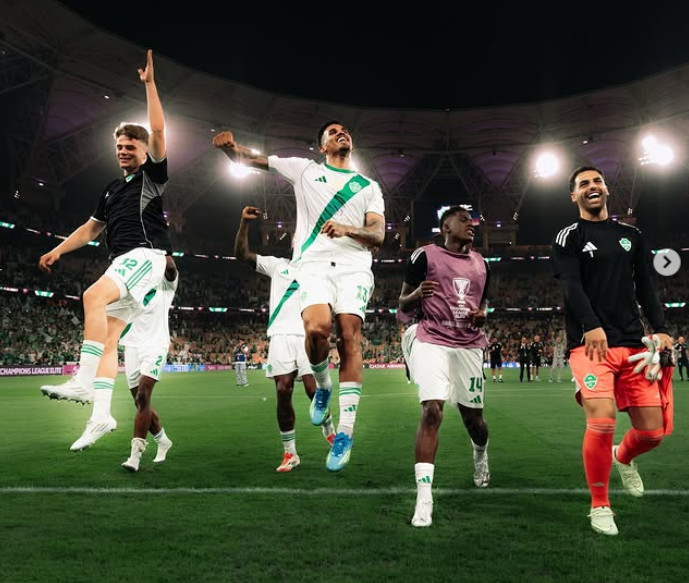 Al Ahli players celebrating after the match. /Photo=Al Ahli official SNS archive