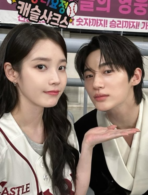 Айю, Бён У Сок / Фото = IU SNS