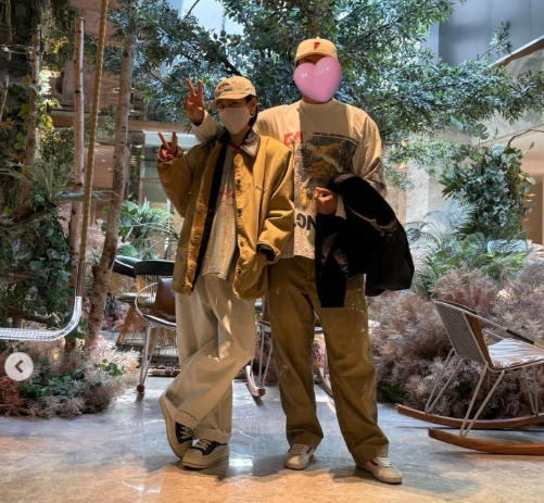 /Фото = Личный аккаунт Сон Е Чжин