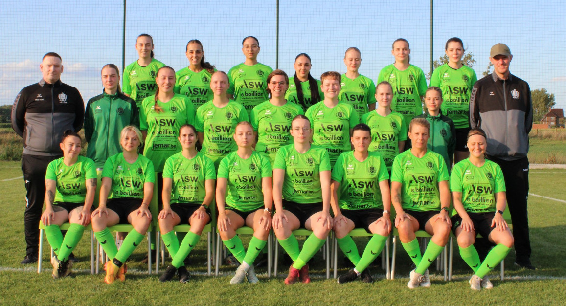 男 심판이 女 선수 얼굴에 주먹 날려 '기절' 축구계 발칵... 심판은 "오히려 내 바지 벗겨졌다" 발뺌