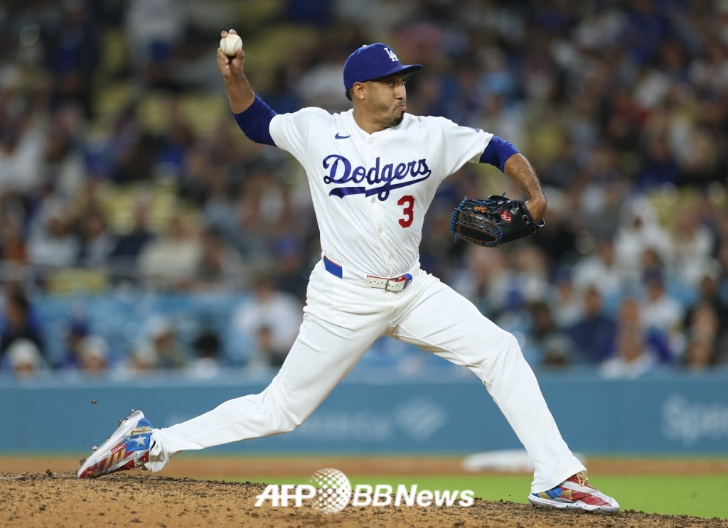 埃德温·迪亚兹。 =法新社BBNews=新闻1。