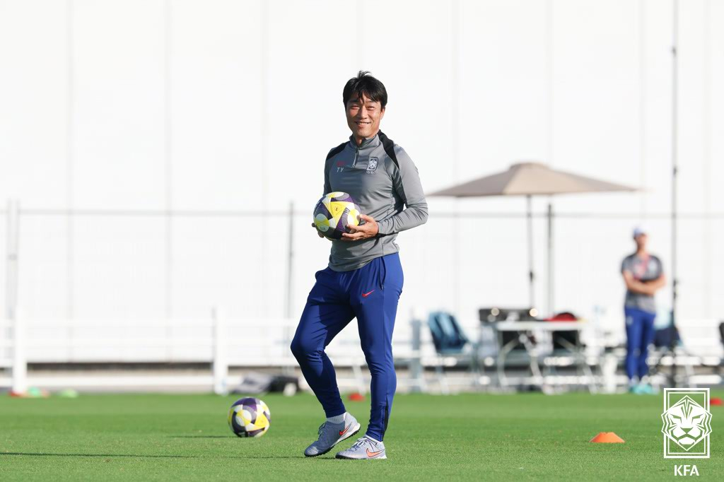 Kim Tae-yep, head coach of the South Korean men's U-16 national team. /Photo=Provided by the Korea Football Association