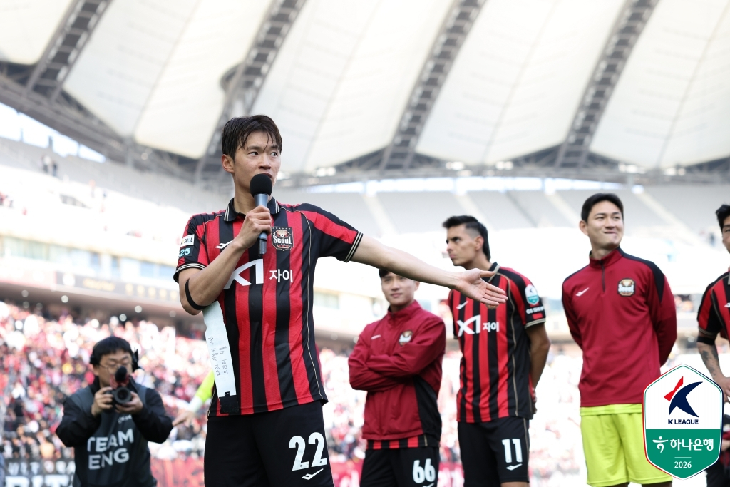 Kim Jin-su (left). /Photo=Korea Professional Football League provided