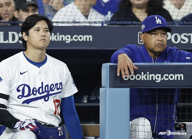 '꼬우면 너희도 투타겸업 찾아라!' 로버츠, 오타니 '특혜' 불평에 직격탄
