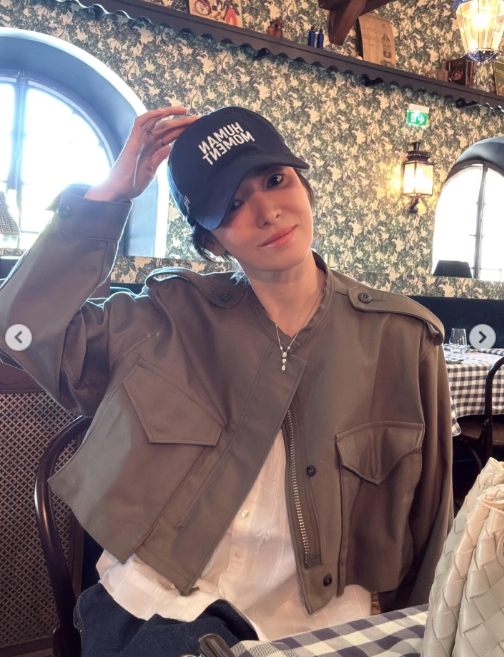 /Фото = Личный аккаунт Сон Хе Гё