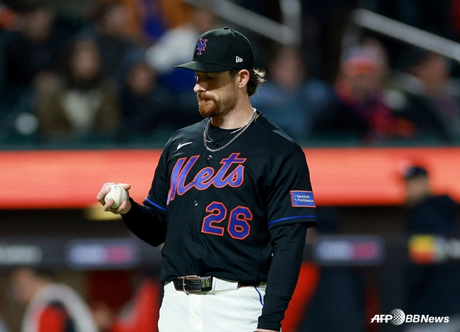 '실책에 모욕주고 폭언 퍼붓던' 그 팀, '끝내' 12연패→'롯데'했네! 美국대 선발 내고도 무려 24년 만에 수렁