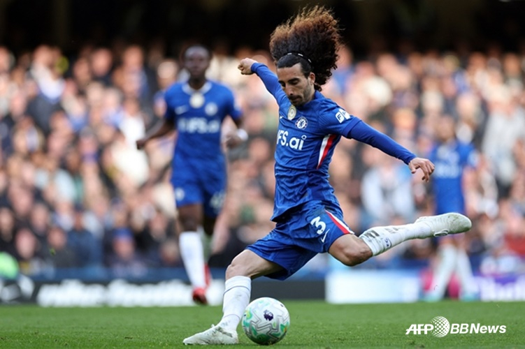 Защитник "Челси" Марк Кукурелла. /AFPBBNews =Новости 1