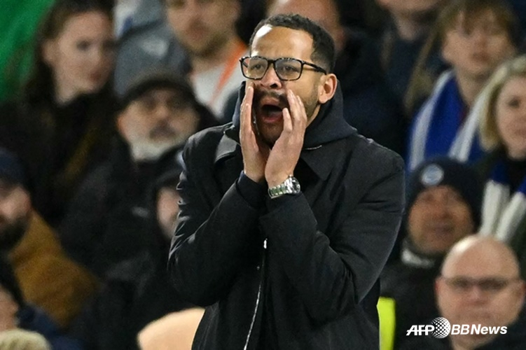 Главный тренер "Челси" Лиам Розниер. /AFPBBNews =Новости 1