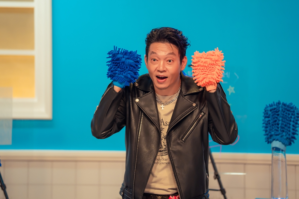 '핫 셀럽' 박지환, 홈쇼핑 생방송 뒤흔든다 [오늘도 매진했습니다]