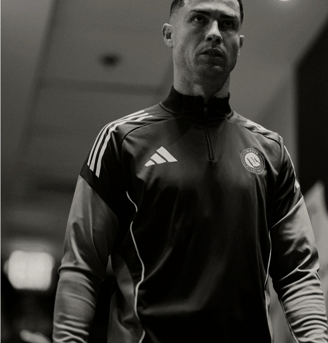 Вход на стадион - Криштиану Роналду. /Фото = SNSR