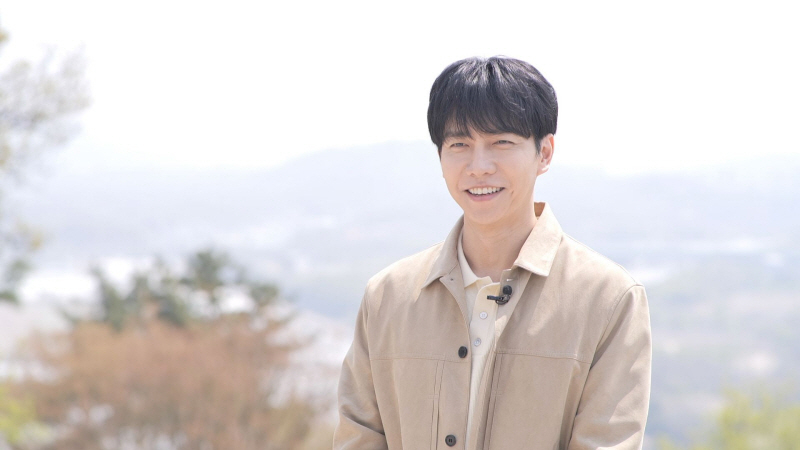 이승기, 장애 母子 '현성이네' 지원 나섰다..텃밭 일꾼 변신 [동행]