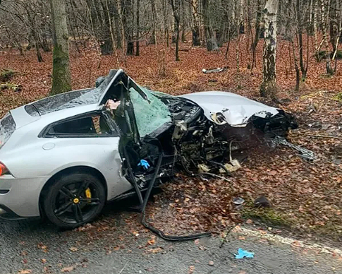 Xe Ferrari của Mikail Antonio sau tai nạn./Ảnh = Chiếc Galmuri ở The Sun, Anh