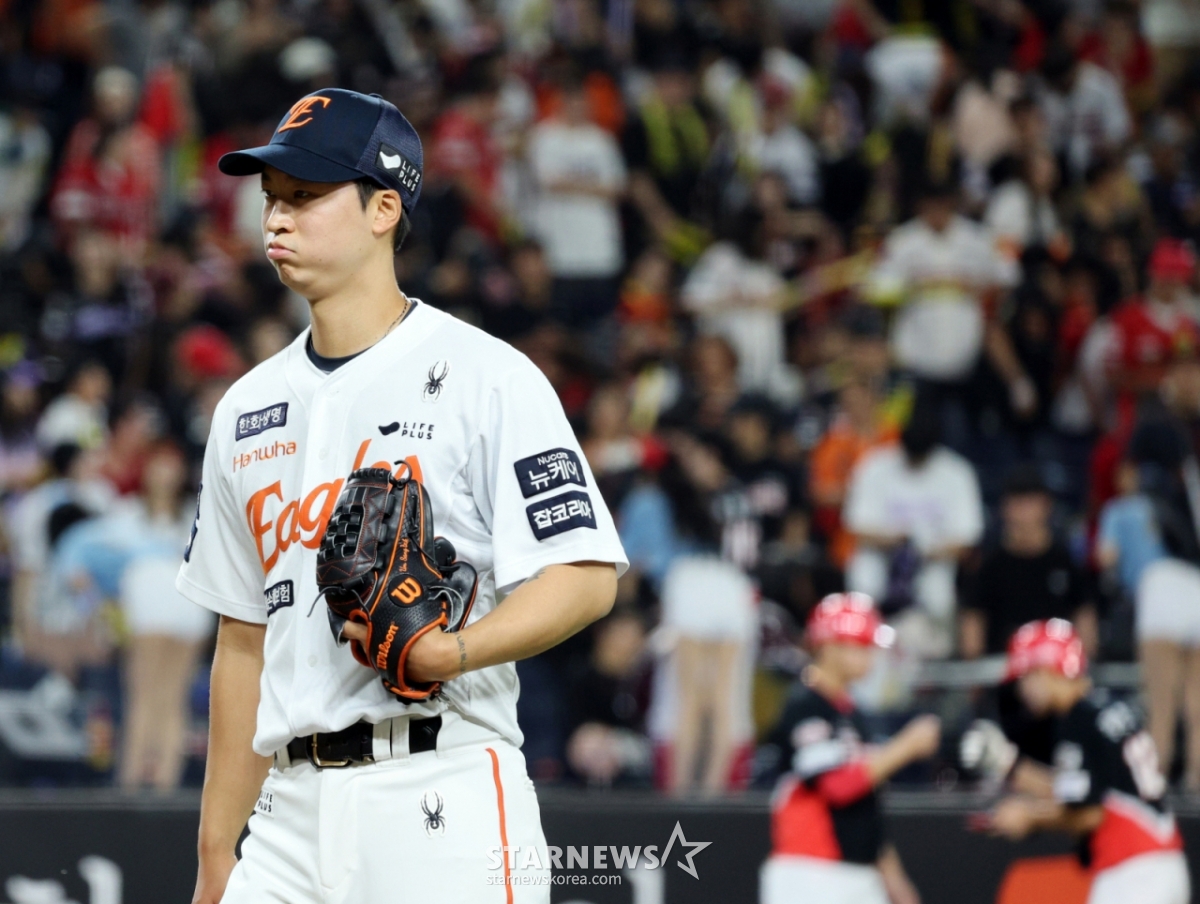 Hanwha Eagles pitcher Eom Sang-baek. /Photo=Senior reporter Kang Young-jo