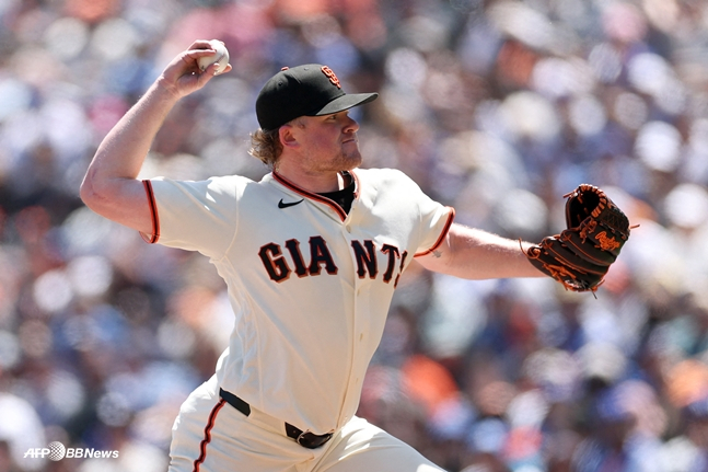 Logan Webb pitching on the 24th. /AFPBBNews=NEWS1