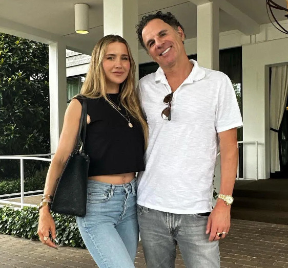 '성인잡지 모델' 전 테니스 스타, 14세 연상 남편과 '두 번째 이혼'... "평생 남자 말만 듣고 살았다, 난 자유" 환호