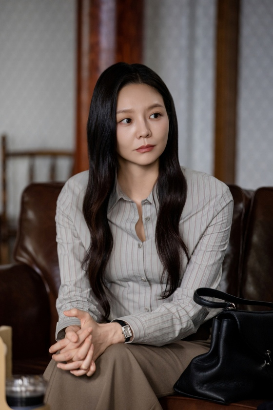 이솜, 미공개 사진 공개[신이랑 법률사무소]