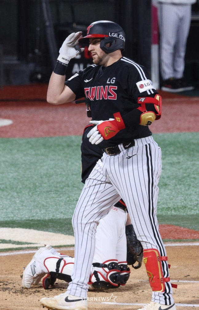 LG Austin. /Фото = Ожидание Ким Чжин Гёна