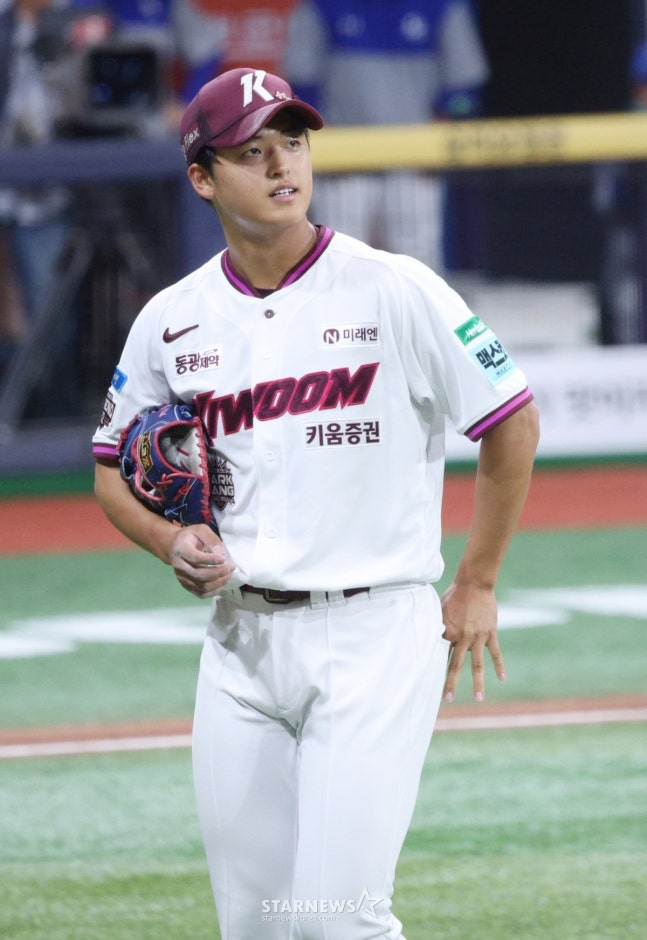 Park Joon Hyun./Ảnh = Người chờ đợi Kim Jin Kyung