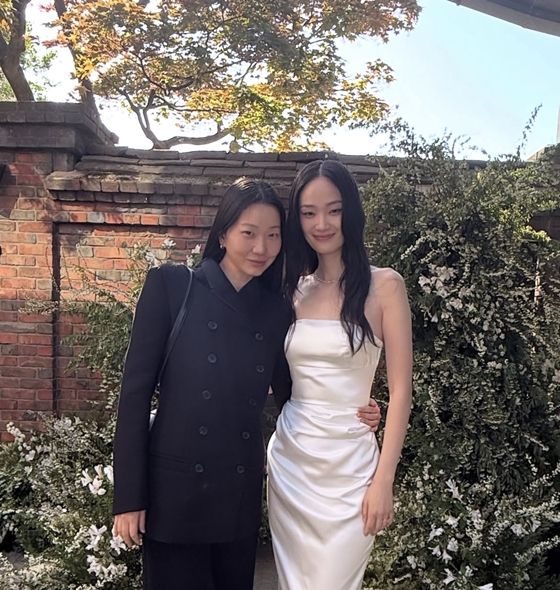 장윤주, '도수코' 인연 신현지 극비 결혼식 깜짝 공개.."닮은꼴 톱모델 포스"[스타이슈]