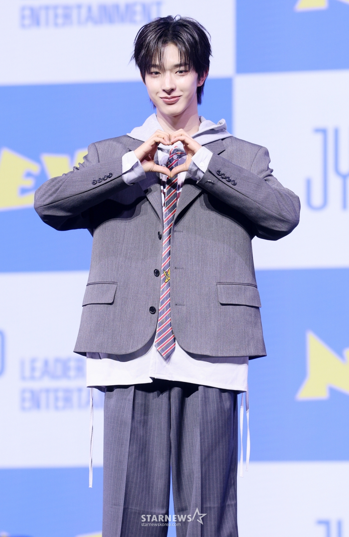 Ngày 27/3, nhóm nhạc Nexji Tomoya đang tạo dáng tại showcase kỷ niệm phát hành single album vol.2 Mmchk được tổ chức tại Blue Square, Yongsan-gu, Seoul. /2026.04.27 /Ảnh = Kim Hwi Sun hwijpg@