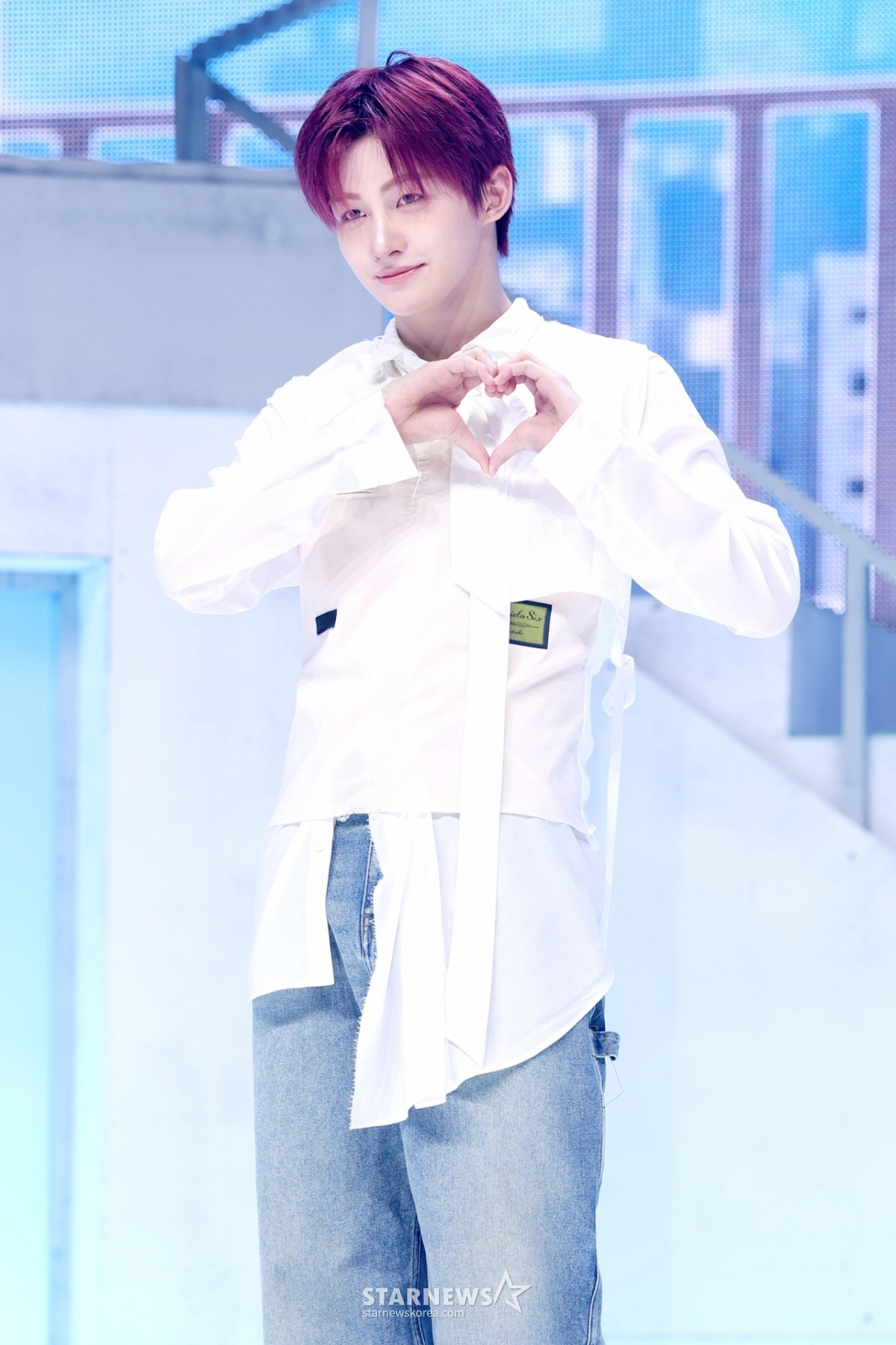 グループツアーズのジフンが27日、ソウル広津区イエス24ライブホールで行われたミニ5集「NO TRAGEDY」発売記念ショーケースでポーズを取っている。 /2026.04.27 /写真=キム·フィソン hwijpg@