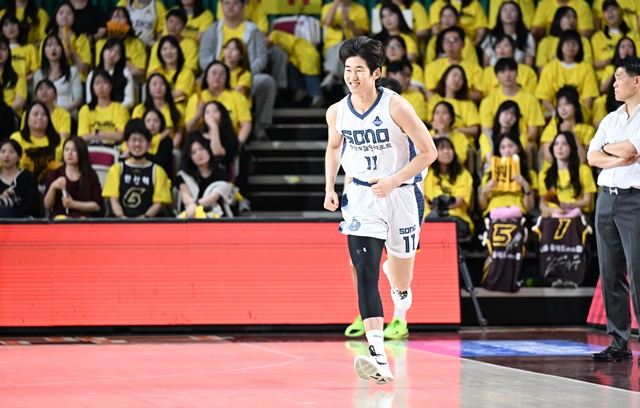 猫のソノ、イ·グンジュン。 /写真=KBL提供