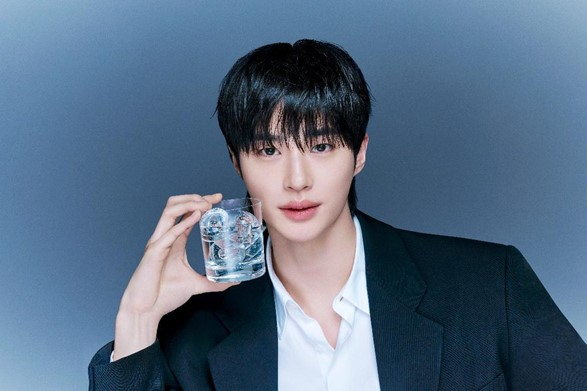 /Фото = SK Magic