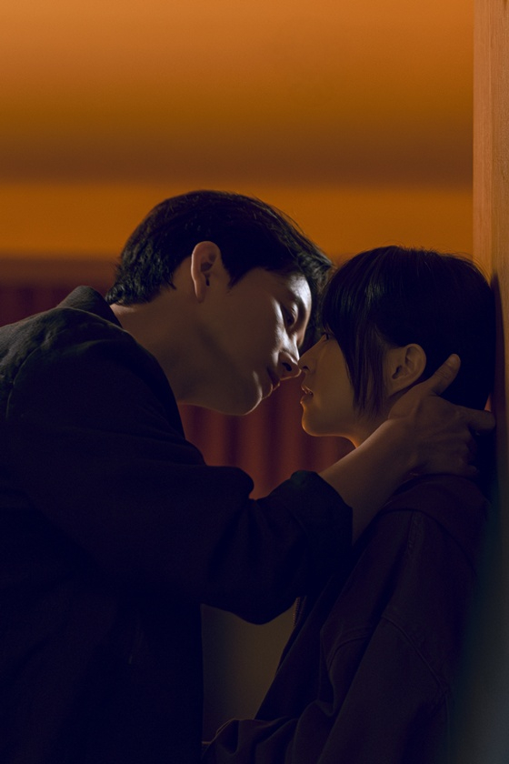 /写真=ディズニー+「ゴールドランド」