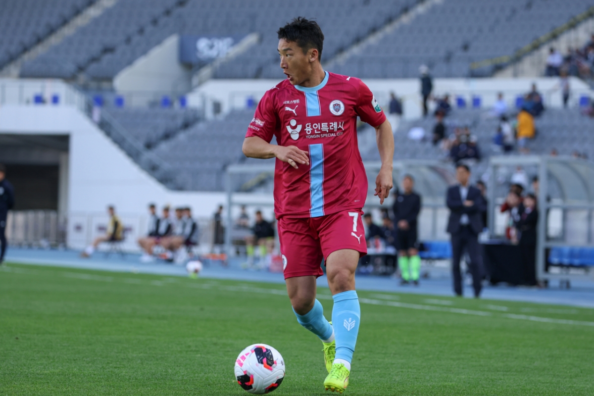 Сыграл за клуб Йонъин Ким Мин У. /Фото = Предоставлено FC.