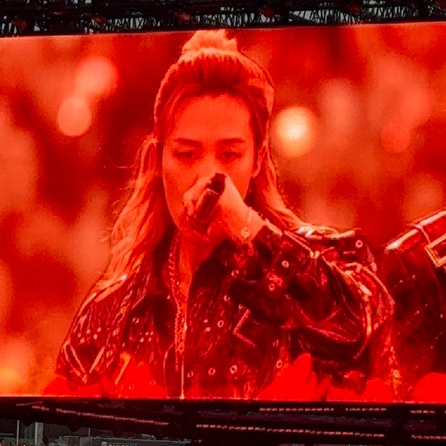 Photo: Jimin fan account @jiminticaI