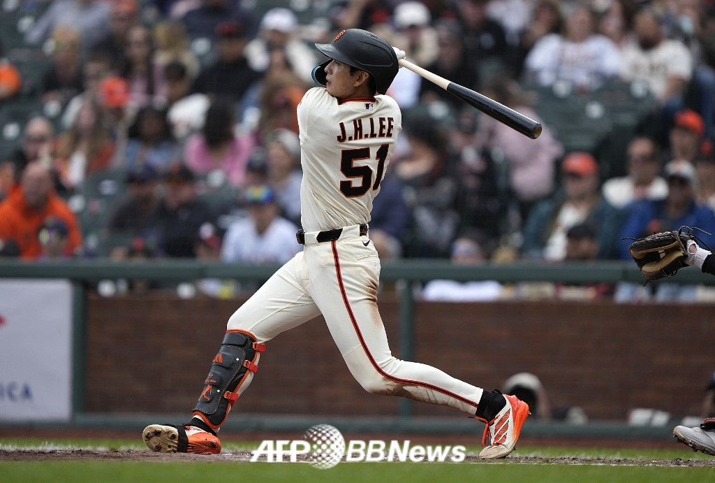 Cầu thủ sân ngoài Lee Jung-hoo của San Francisco Giants. /AFPBBNews = Tin tức 1